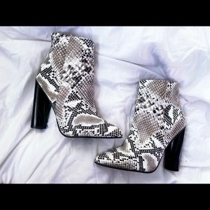 CHARLOTTE RUSSE snake print booties